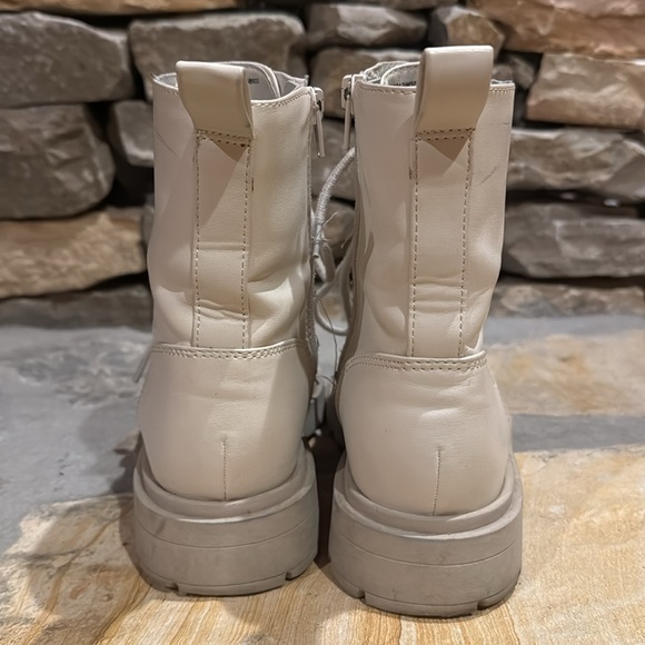 Cream combat boots from No Boundaries, size 6 - Picture 3 of 4